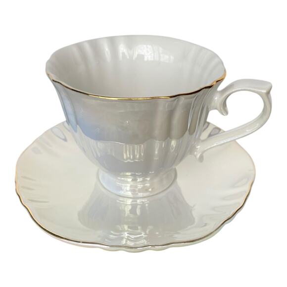 Grace Teaware Opalescent Lusterware Tea Cup & Saucer - Picture 4 of 5